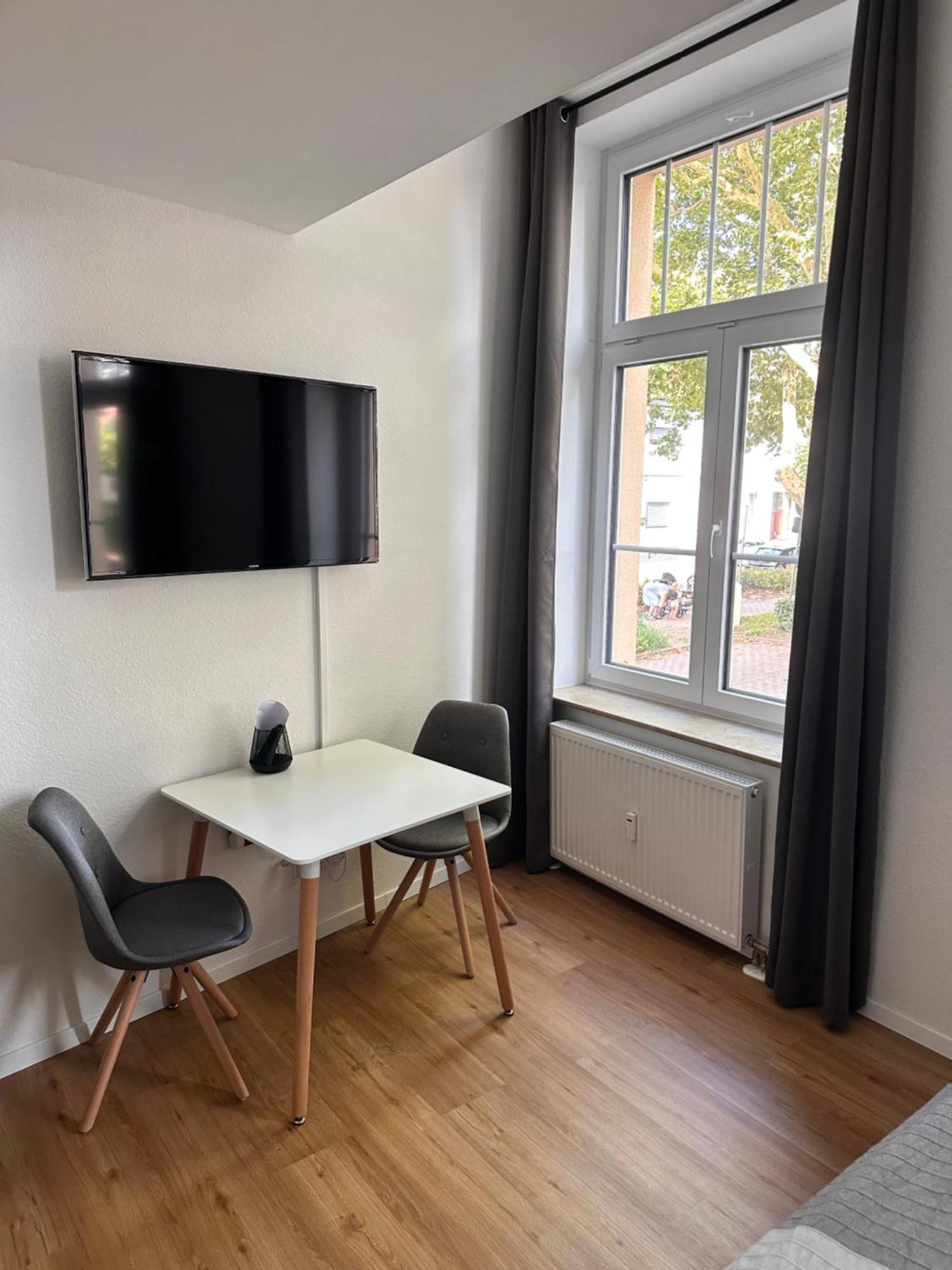 Zentrales Apartment Mit Parkplatz Hockenheim Εξωτερικό φωτογραφία