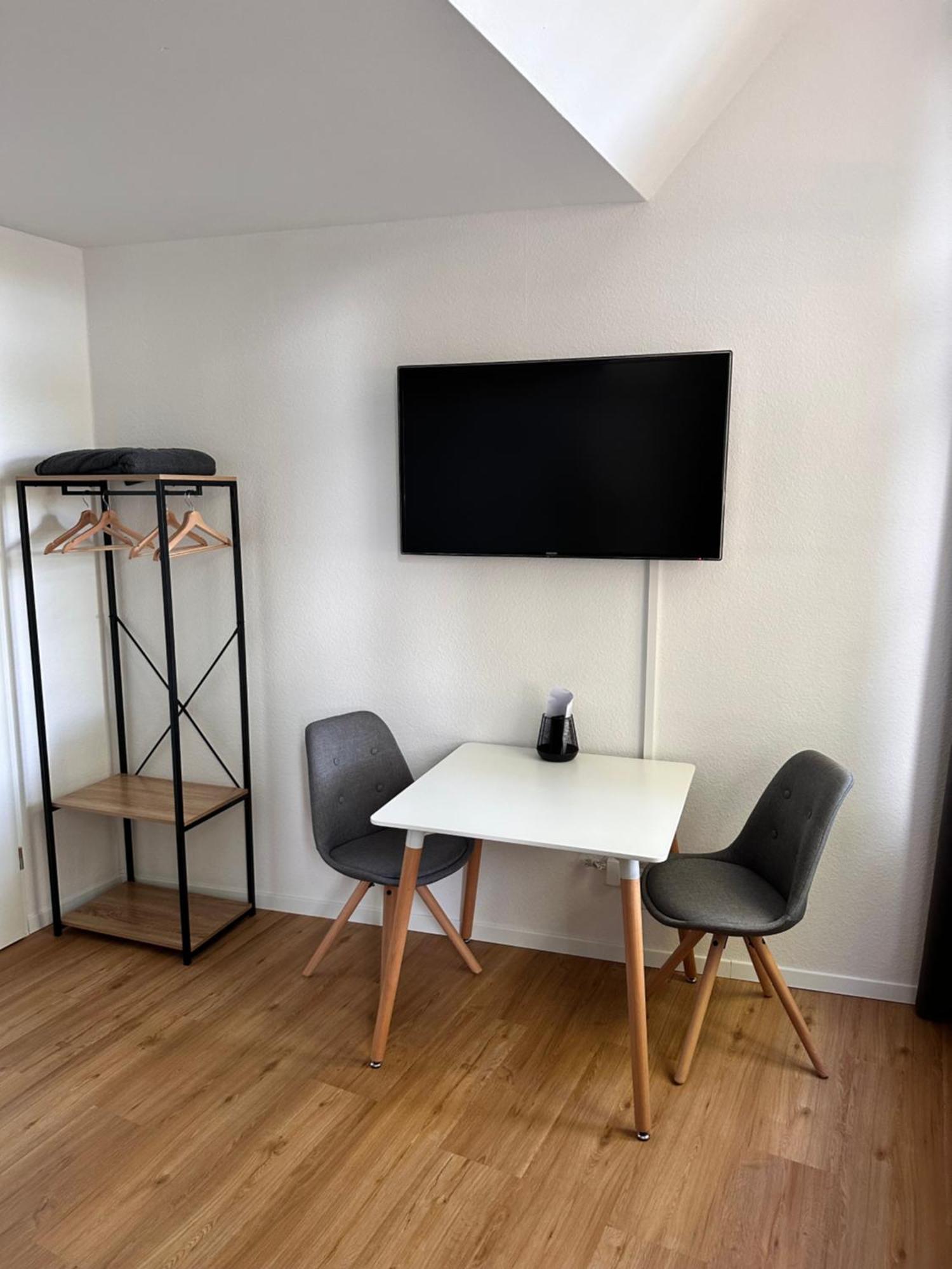 Zentrales Apartment Mit Parkplatz Hockenheim Εξωτερικό φωτογραφία
